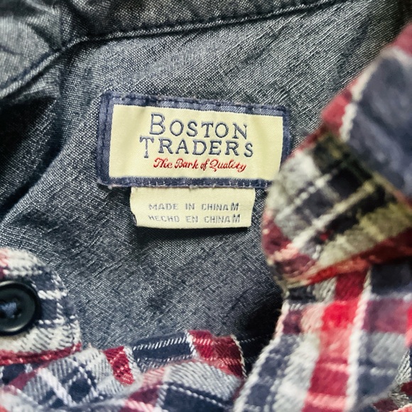 Flannel Navy Blue and Red Medium Boston Traders Button Down Shirt - Picture 3 of 3
